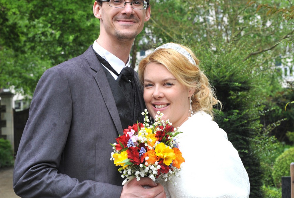 MARIAGE HEUREUX SOUS LA PLUIE À L’ARBORÉTUM D’ANGERS
